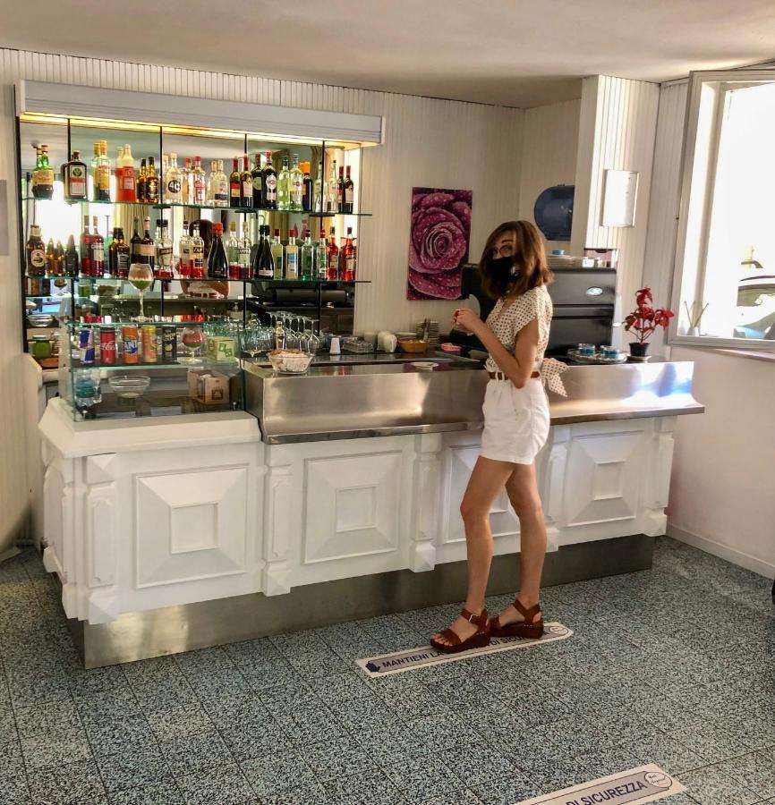 ריצ'יונה Hotel Napoleon מראה חיצוני תמונה