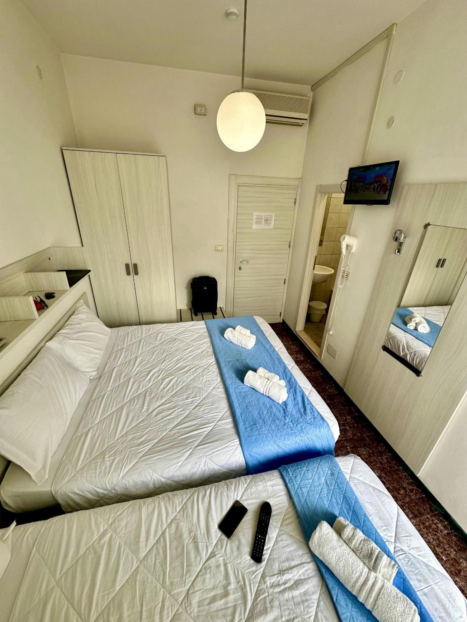 ריצ'יונה Hotel Napoleon מראה חיצוני תמונה