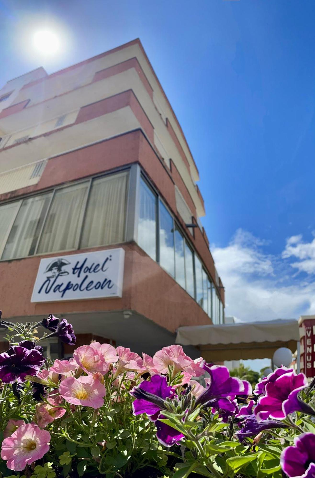 ריצ'יונה Hotel Napoleon מראה חיצוני תמונה
