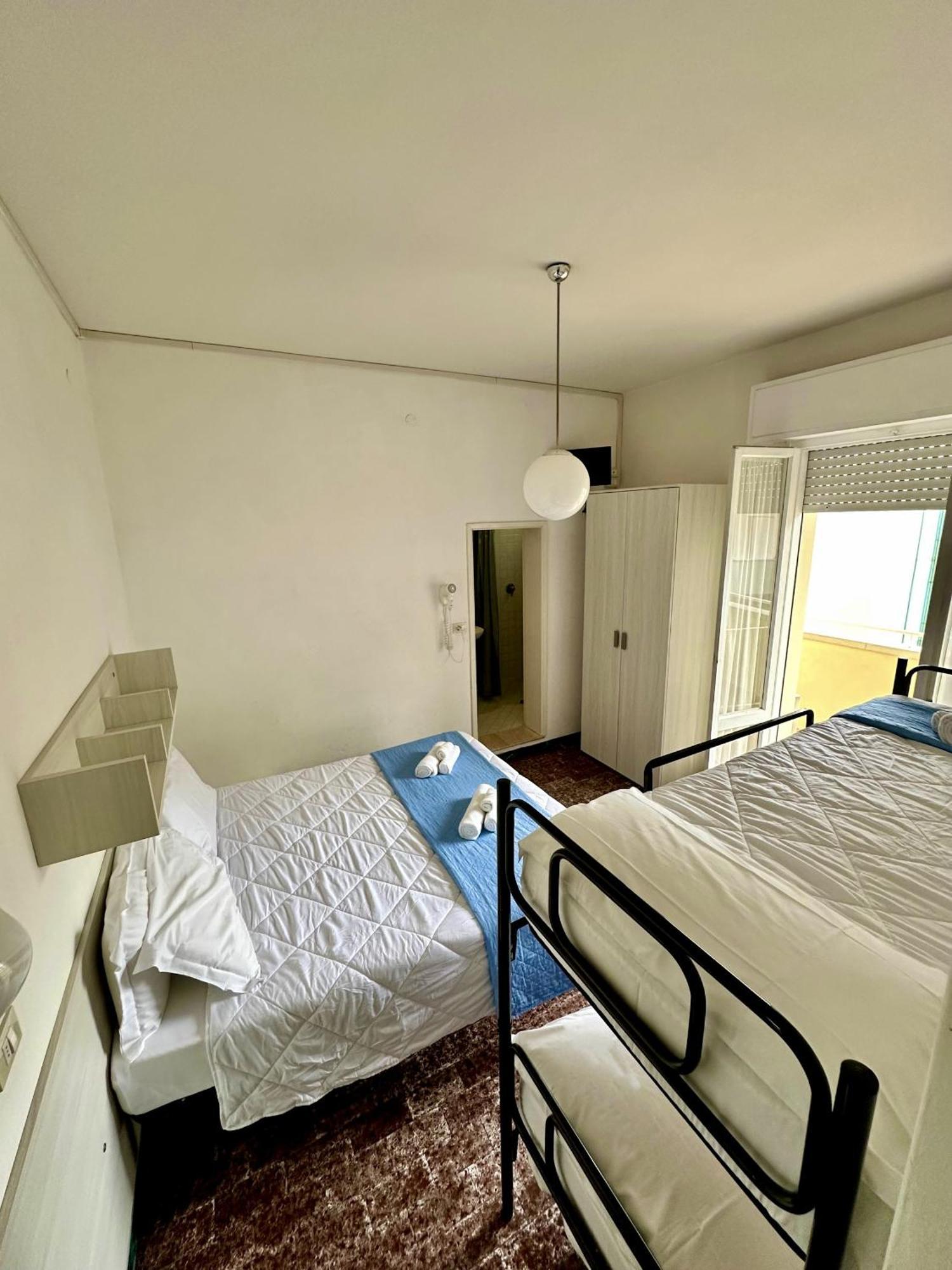 ריצ'יונה Hotel Napoleon מראה חיצוני תמונה