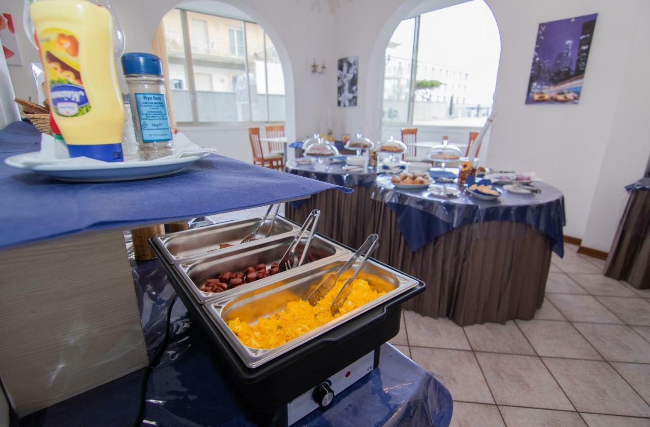 ריצ'יונה Hotel Napoleon מראה חיצוני תמונה