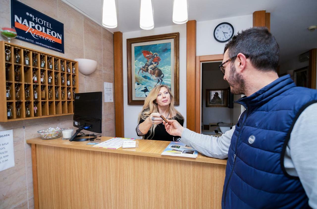 ריצ'יונה Hotel Napoleon מראה חיצוני תמונה